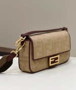 Fendi Baguette - Image 2