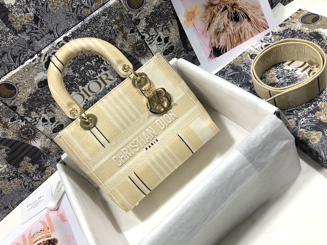 HSC-9BAEB21C4F5C Dior Medium Lady D-Lite bag - Image 1