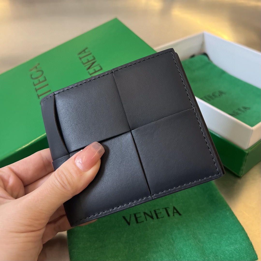 HSC-9D1E821B2949 Bottega Veneta BV Cassette Bi-Fold Wallet - Image 1