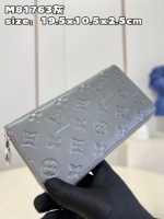 Louis Vuitton Zippy Wallet - Image 7