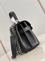 Louis Vuitton Lockme Ever Mini - Image 4