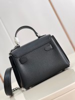 Louis Vuitton Lockme Ever Mini - Image 6