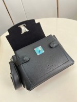 Louis Vuitton Lockme Ever Mini - Image 7