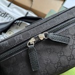 Gucci Shoulder Bag - Image 4