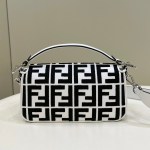 Fendi Baguette - Image 2