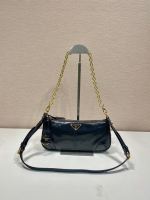 Prada Re-Edition 2002 medium leather shoulder bag