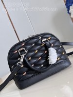 Louis Vuitton Alma BB - Image 4