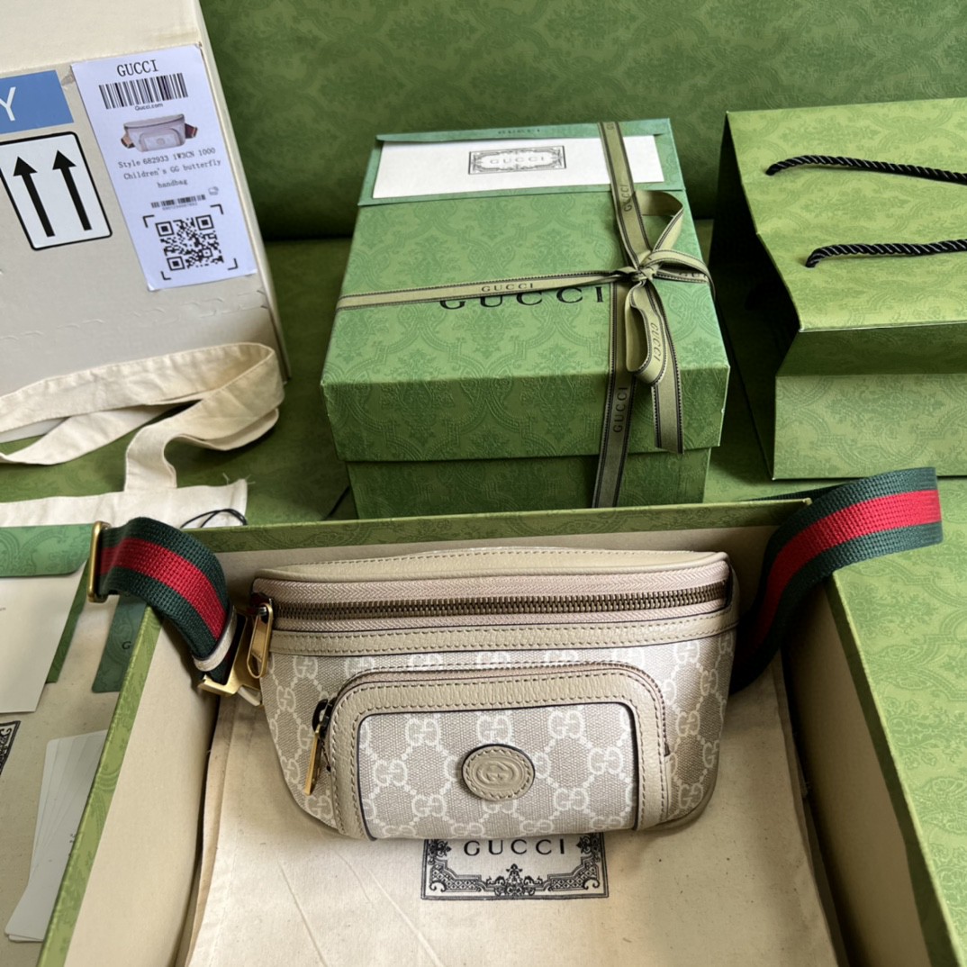 HSC-A293AFB733EC Gucci Belt bag with Interlocking G - Image 1