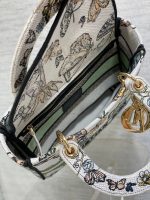 Dior Medium Lady D-Lite bag - Image 8