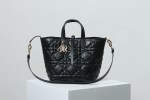 Medium Dior Toujours Vertical Tote Bag - Image 3
