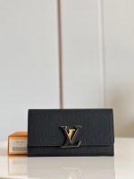 Louis Vuitton wallet capucines - Image 2