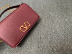 Valentino Garavani Vring WOC Chain Bag - Image 8