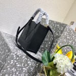Valentino Garavani Walk Tote - Image 9