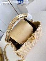 Louis Vuitton Capucines BB - Image 6
