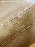 Louis Vuitton Capucines BB - Image 9
