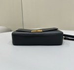 Fendi BAGUETTE Handbag - Image 4