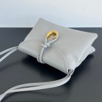 BOTTEGA VENETA Small Liberta - Image 7