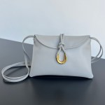 BOTTEGA VENETA Small Liberta
