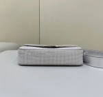 FENDI BAGUETTE MEDIUM BAG - Image 4