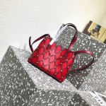 Valentino Beehive - Image 7