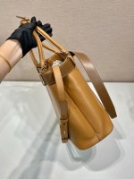 Prada Buckle large leather handbag with belt - Image 5