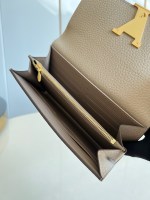 Louis Vuitton wallet capucines - Image 6