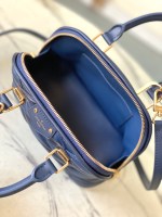 Louis Vuitton Alma BB - Image 9