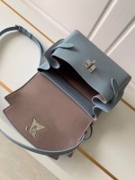 Louis Vuitton Sac Lockme BB - Image 4