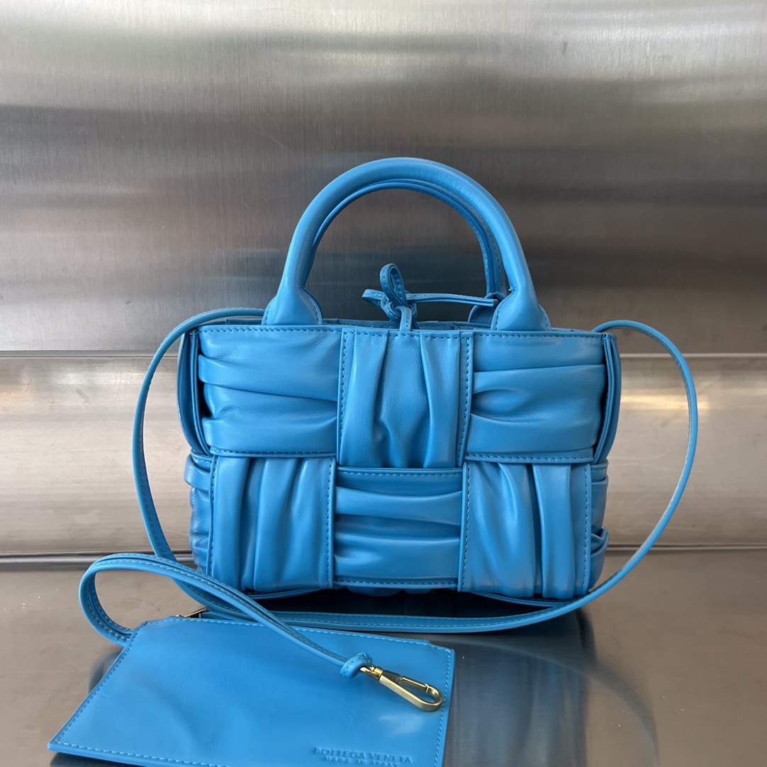 HSC-B6CE12A0DB68 BOTTEGA VENETA BV Candy Arco Tote Bag - Image 1