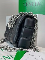 Bottega Veneta The Chain Cassette - Image 2