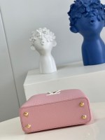Louis Vuitton Capucines Mini - Image 6