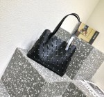 Valentino Beehive