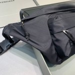 Balenciaga Wheel Logo Belt Bag - Image 3