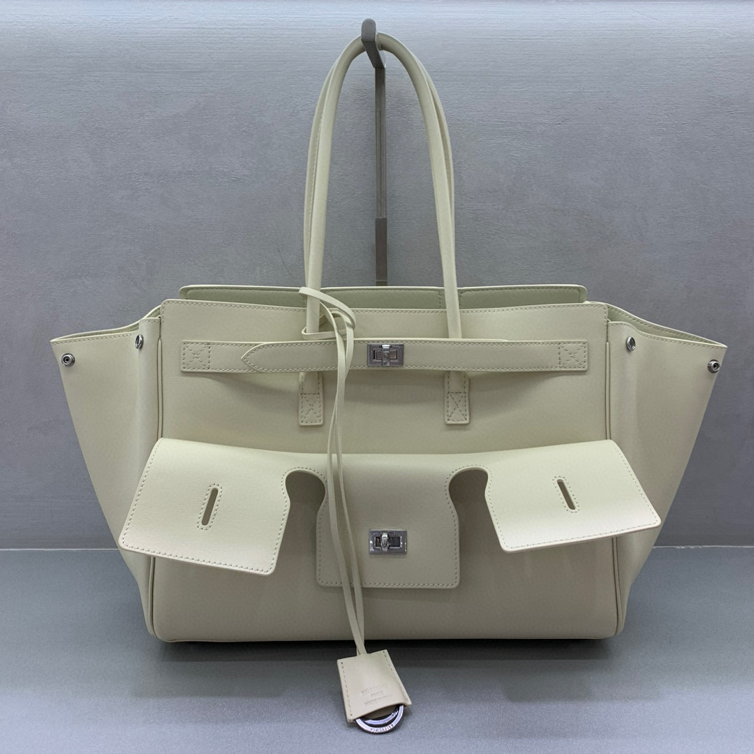 HSC-BDF8321EA8F6 Balenciaga Bel Air Medium Carry All Bag - Image 1
