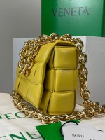 Bottega Veneta The Chain Cassette - Image 9