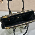 Large Prada Galleria Saffiano leather bag - Image 8