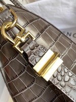 Givenchy Antigona Small - Image 4