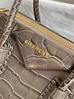 Givenchy Antigona Small - Image 6
