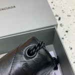Balenciaga crush small - Image 5