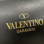 Valentino Garavani Rockstud - Image 4