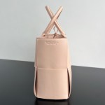 Bottega Veneta BV Medium Arco Tote Bag - Image 2