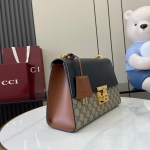 GUCCI Padlock GG Shoulder Bag - Image 2
