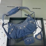 Balenciaga Le Cagole
