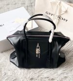 ANTIGONA LOCK SOFT