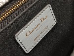 Dior 30 Montaigne - Image 9