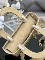 Dior Medium Lady D-Lite bag - Image 7