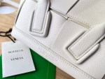 Bottega Veneta The Arco Mini - Image 5