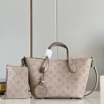 Louis Vuitton Blossom PM