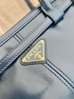 Prada Medium leather handbag - Image 7