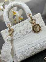 Dior Medium Lady D-Lite bag - Image 5